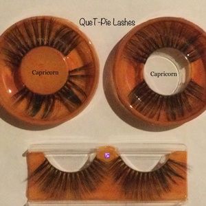 Que T Pie Lashes (Capricorn)